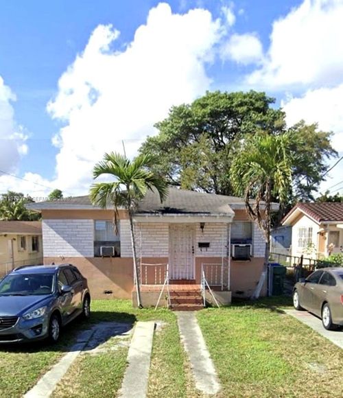 330 Nw 23rd Ct, Miami, FL, 33125-4402 | Card Image