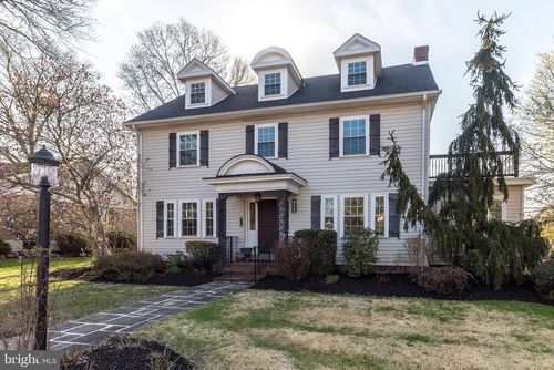 318 Rosedale Dr, POTTSTOWN, PA, 19464-4446 | Card Image