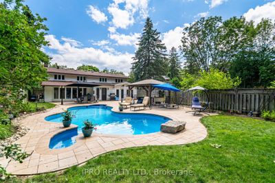 1117 Springhill Dr, House other with 4 bedrooms, 3 bathrooms and 8 parking in Mississauga ON | Image 1