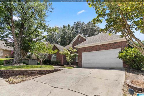 129 Saint Charles Dr, HELENA, AL, 35080-7042 | Card Image