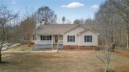1401 Hoover Hill Rd, Asheboro, NC, 27205-9632 | Card Image