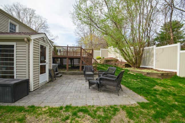32 Gresham St, House other with 3 bedrooms, 2 bathrooms and null parking in Milford CT | Image 14