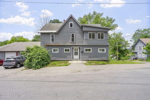 16 Steele Ave, Gloversville, NY, 12078-4306 | Card Image
