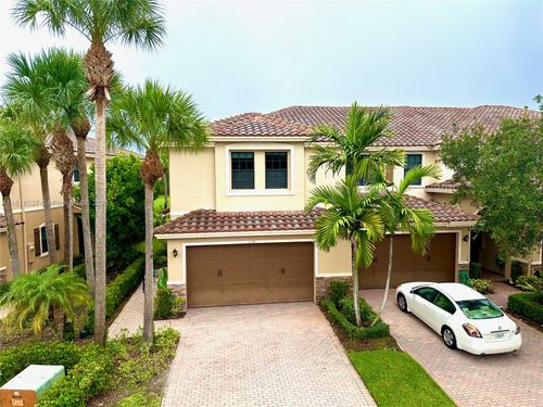 119 Riverwalk Cir E, Plantation, FL, 33325-1317 | Card Image