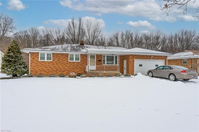 860 Almasy Drive, House other with 3 bedrooms, 2 bathrooms and null parking in Campbell OH | Image 29