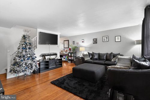 4026 Gideon Rd, BROOKHAVEN, PA, 19015-1906 | Card Image