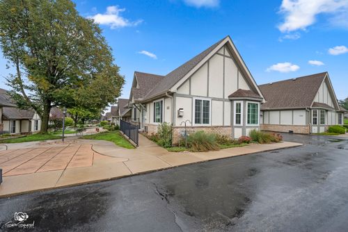 1664 Willow Circle Dr, Crest Hill, IL, 60403-2086 | Card Image