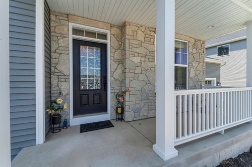 432 Tawny Elm Pkwy, Verona, WI, 53593-2325 | Card Image