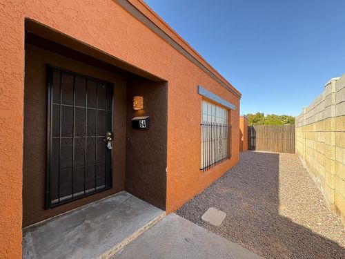 64 W Brown Rd, Mesa, AZ, 85201-3401 | Card Image