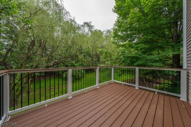 32 Berkeley Sq, Townhouse with 3 bedrooms, 2 bathrooms and null parking in Berkeley Heights NJ | Image 21