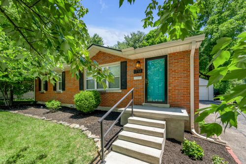 1712 Shenandoah Dr, Lexington, KY, 40504-2229 | Card Image