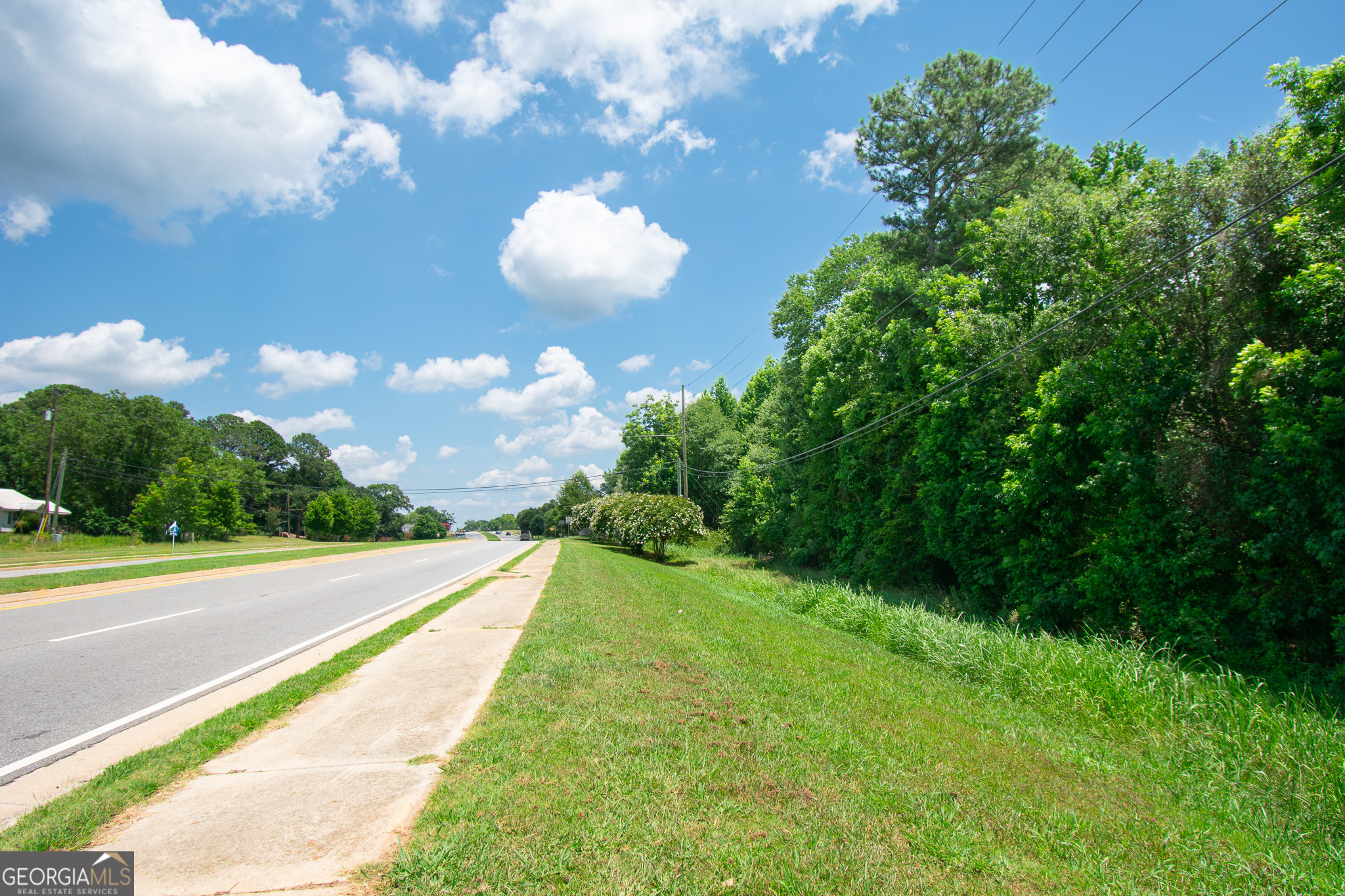 Land in Colbert 5