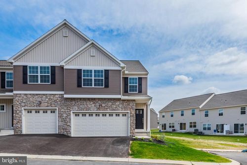 1714 Shady Ln, MECHANICSBURG, PA, 17055-6214 | Card Image