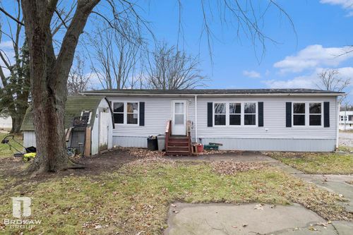 7267 109th St, Flushing, MI, 48433-8738 | Card Image