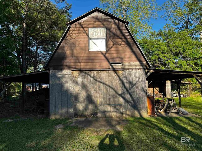 Side Of Structure | Image 6