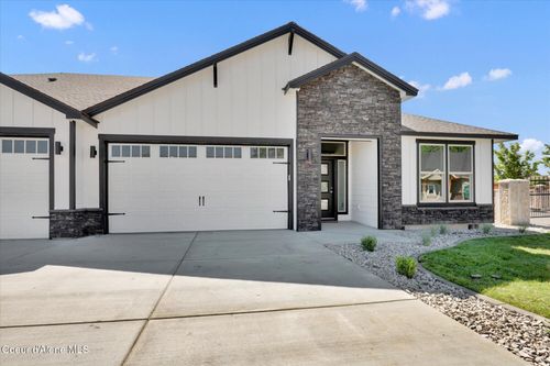 30-1109 N Country Club Dr, Deer Park, WA, 99006-6054 | Card Image