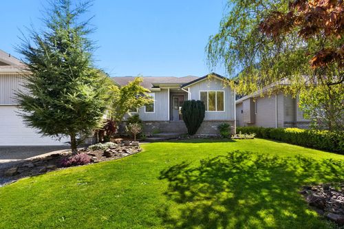 228 Balsam Ave, Harrison Hot Springs, BC, V0M1K0 | Card Image