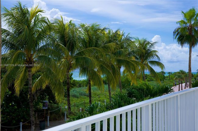 APT-1614 - 5601 Collins Ave, Home with 2 bedrooms, 2 bathrooms and null parking in Miami Beach FL | Image 18