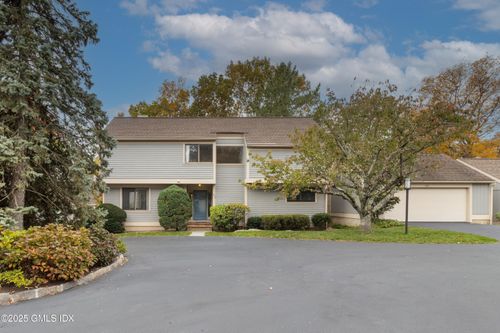 626-626 W Lyon Farm Dr, Greenwich, CT, 06831-4365 | Card Image