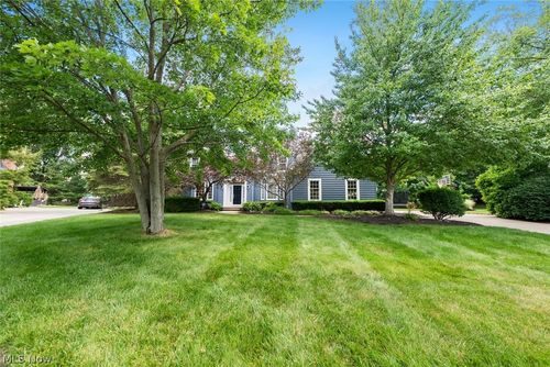 31729 Commodore Ct, Avon Lake, OH, 44012-2902 | Card Image
