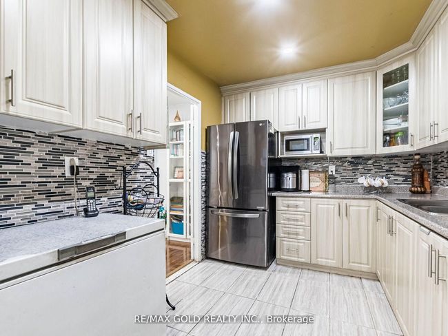 104 - 3555 Derry Rd E, Condo with 3 bedrooms, 2 bathrooms and 1 parking in Mississauga ON | Image 20