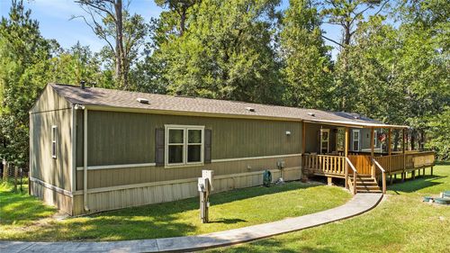 375 Chestnut Bnd, Huntsville, TX, 77320-8199 | Card Image