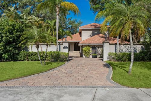 813 S West Shore Blvd, Tampa, FL, 33609-4818 | Card Image