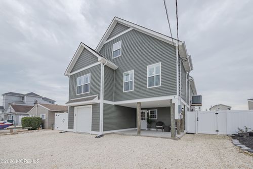 7 W Thames Rd, LITTLE EGG HARBOR TWP, NJ, 08087-1130 | Card Image