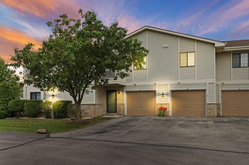 7106 98th Ave, Kenosha, WI, 53142-7853 | Card Image