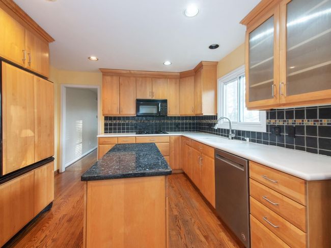 4746 Hedgewood Dr, House other with 4 bedrooms, 3 bathrooms and null parking in Bloomfield Hills MI | Image 10