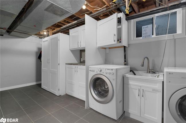 203 Camilla Cres, House other with 5 bedrooms, 2 bathrooms and 6 parking in Thornton ON | Image 37