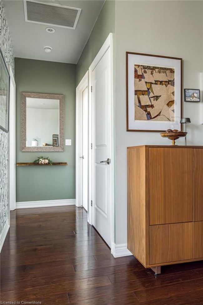 201 - 50 Murray St W, House attached with 2 bedrooms, 1 bathrooms and 1 parking in Hamilton ON | Image 16