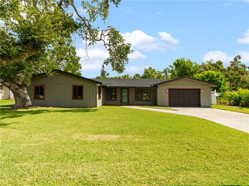 146 11th St Sw, Vero Beach, FL, 32962-5704 | Card Image