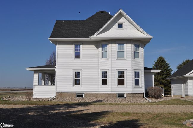 28457 Highway 30, Home with 4 bedrooms, 2 bathrooms and null parking in Glidden IA | Image 5