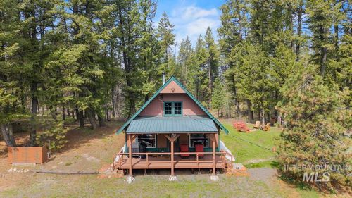 46 Blue Spruce Ln, Cascade, ID, 83611-5315 | Card Image