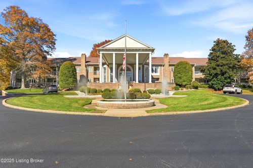 200-8605 Shelbyville Rd, Louisville, KY, 40222-5348 | Card Image