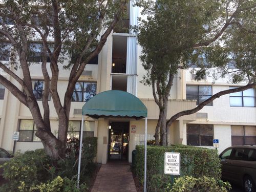 213-a-2501 Riverside Dr, Coral Springs, FL, 33065-1000 | Card Image