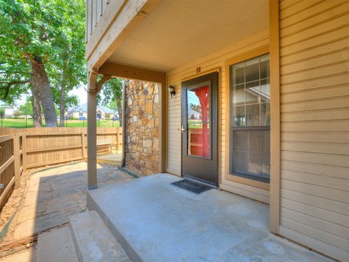 3h-9103 S Urbana Ave, Tulsa, OK, 74137-3958 | Card Image