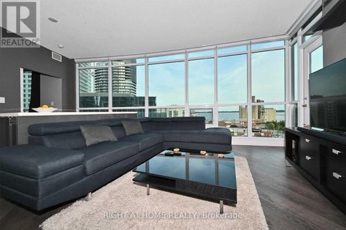 1104-600 Fleet St, Toronto, ON, M5V1B7 | Card Image