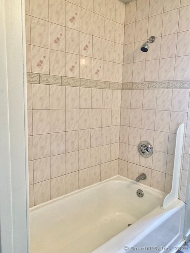 854 Burnside Ave, House other with 4 bedrooms, 2 bathrooms and 4 parking in East Hartford CT | Image 21