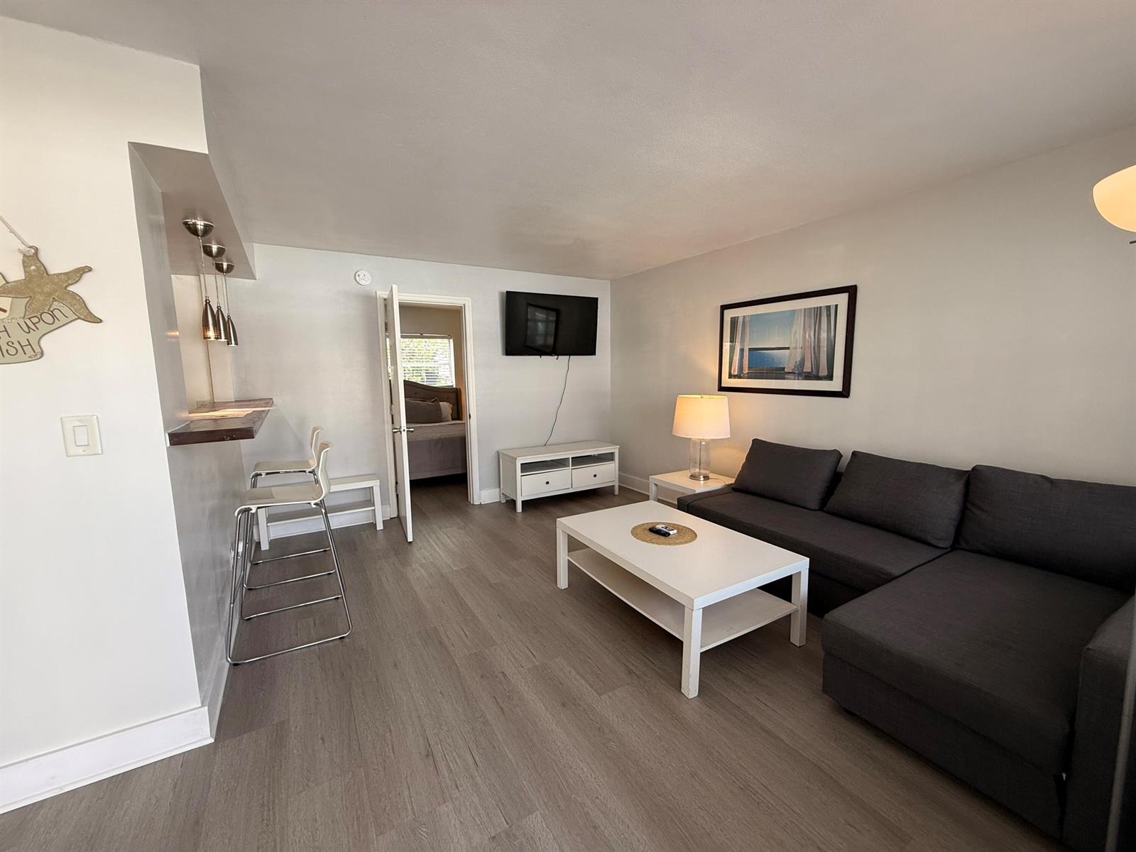 Residential Lease in Pompano Beach 2