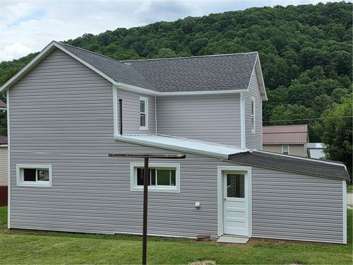 1030 Dixon Rd, Clymer, PA, 15728-1027 | Card Image