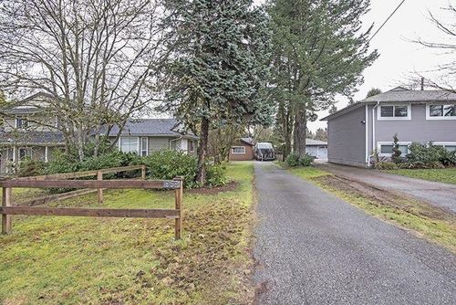 967 Lillian St, Coquitlam, BC, V3J5C6 | Card Image