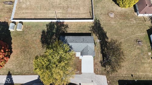 223 Circle Dr, Bainbridge, IN, 46105-5526 | Card Image