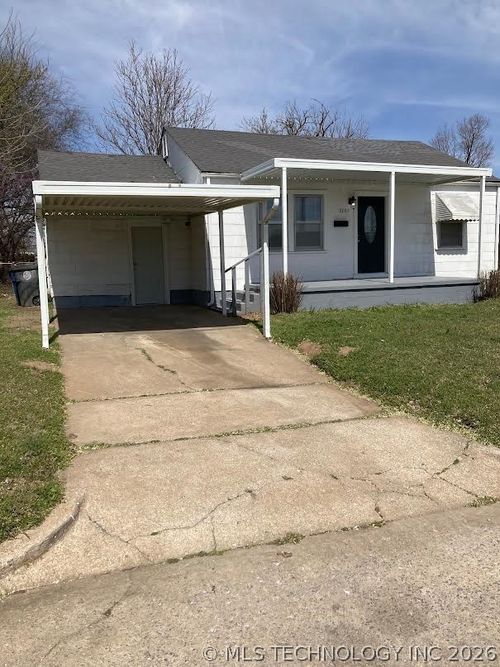 2707 E Marshall Street, Tulsa, OK, 74110 | Card Image