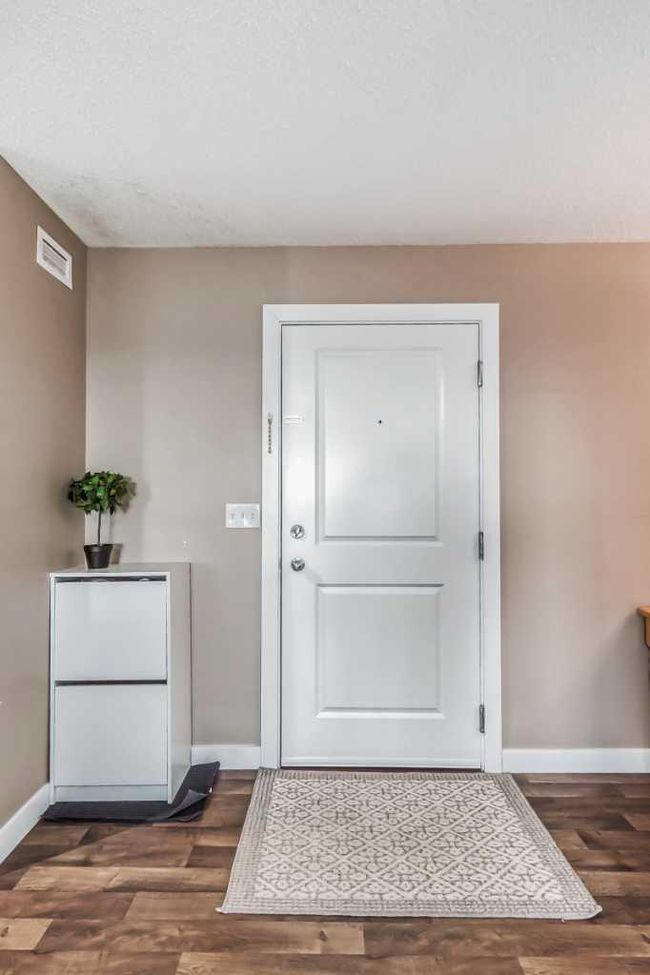 423 - 195 Kincora Glen Road Nw, Home with 2 bedrooms, 2 bathrooms and 1 parking in Calgary AB | Image 4