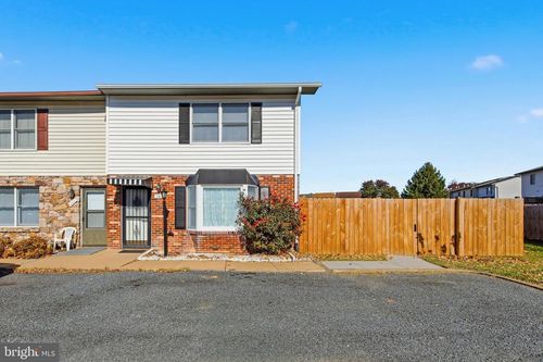 163 E Reservoir Rd, Woodstock, VA, 22664-1501 | Card Image