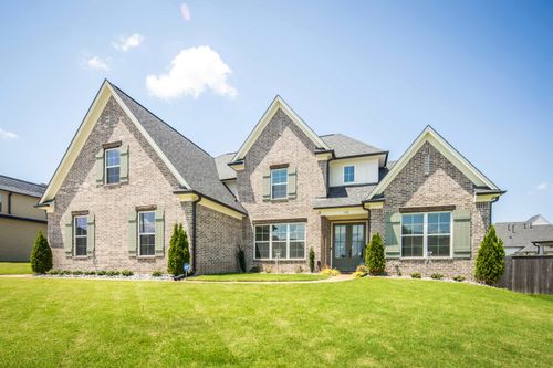 120 Fruited Plain Dr, Collierville, TN, 38017-2182 | Card Image