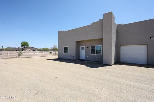 22337 W Dove Valley Rd, Wittmann, AZ, 85361-9681 | Card Image