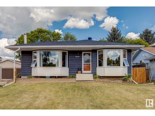 4626 53 Ave, Bruderheim, AB, T0B0H5 | Card Image